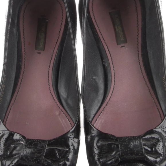 Luis Vuitton Monogram Pattern Patent Leather Flats - Picture 3 of 4